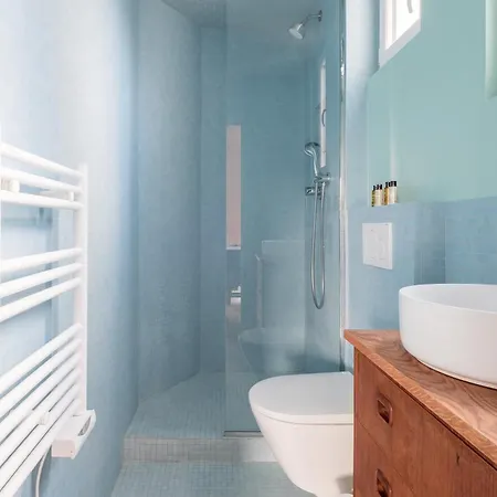 Veeve - Sleek Chic Apartament Paryż